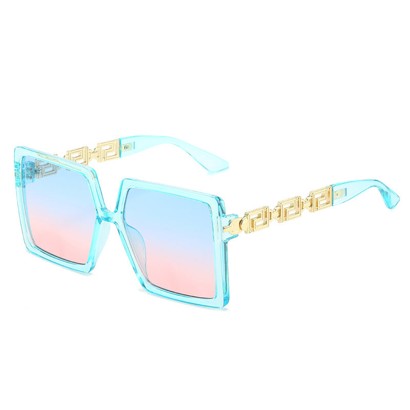 Damen quadratische Sonnenbrille mit luxuriösen Akzenten Karnz