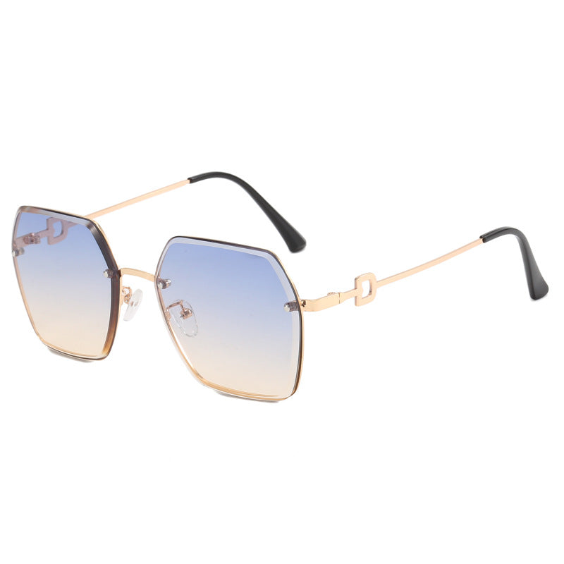 Damen extravagante und moderne Sonnenbrille im ausgefallenen Design Karnz