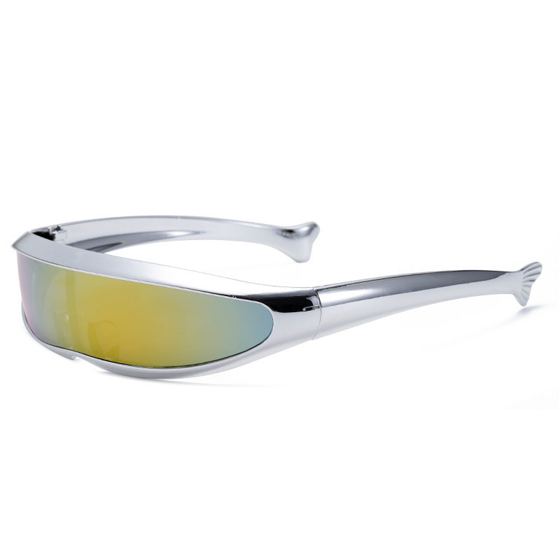 Damen Futuristische Designer-Sonnenbrille mit stilvollem goldenen Rahmen Karnz