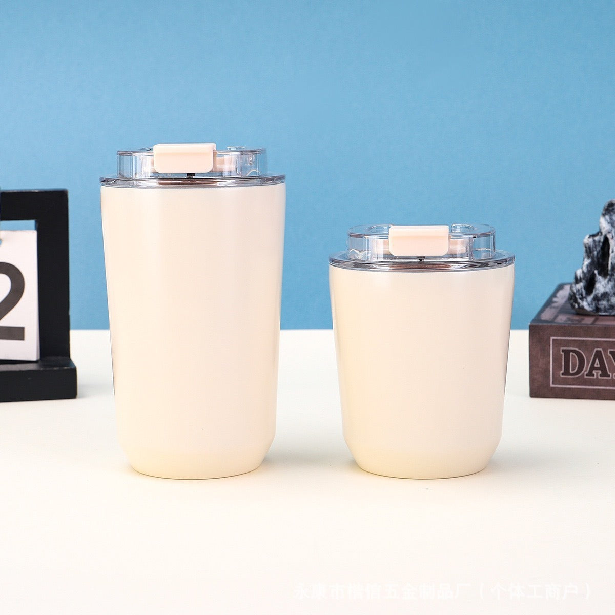 Damen Isolierte Kaffeetasse mit praktischem Drehverschluss Karnz