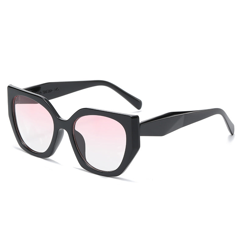 Damen statement Sonnenbrille im modernen Leopardenmuster Karnz