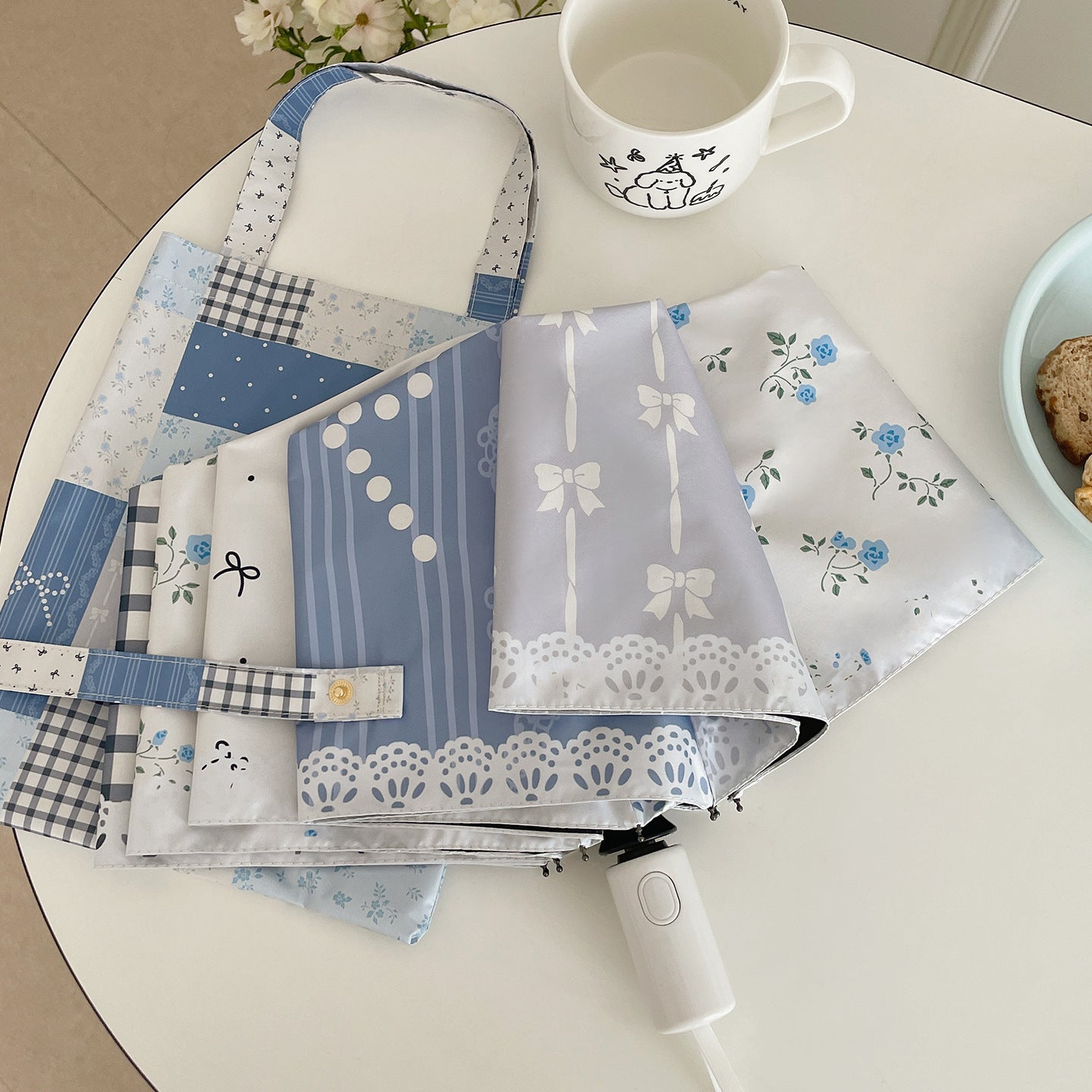 Damen Regenschirm im romantischen Patchwork-Design Karnz