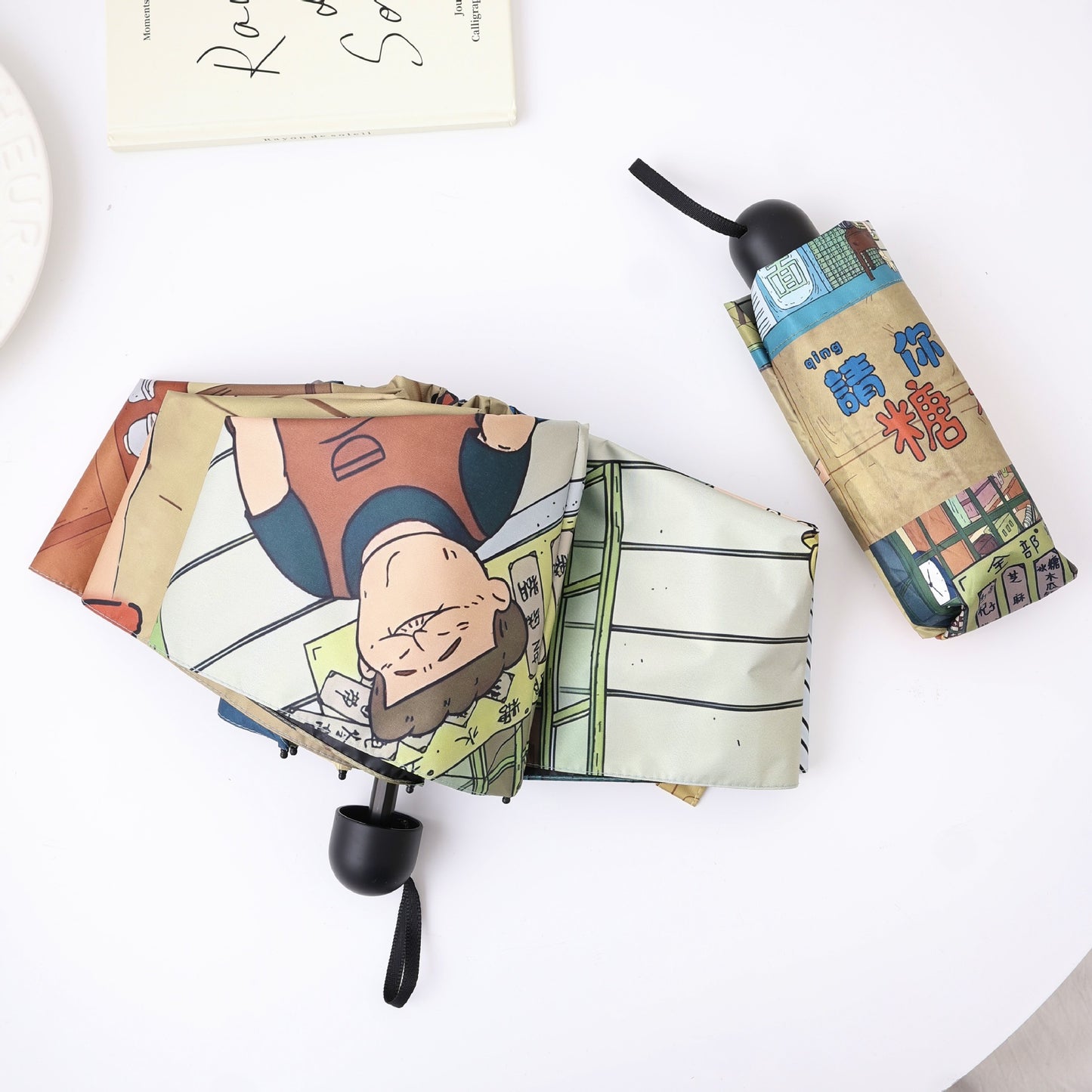 Damen kreativer Faltregenschirm mit Comic-Motiv Karnz