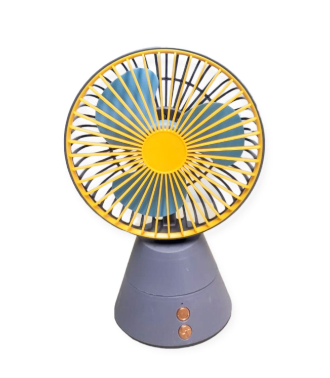 Aufladbarer Mini-Tischventilator Starker Wind und schüttelnder Kopf | Karnz