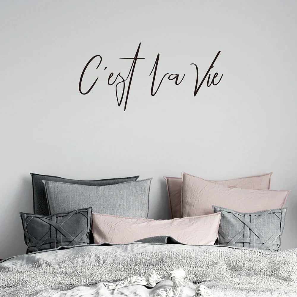 Französisches Leben Inspirierendes Zitat Wandaufkleber Abnehmbarer Peel and Stick Vinyl Wandtattoo Für Wohnzimmer Kreatives DIY Wohnkultur | Karnz