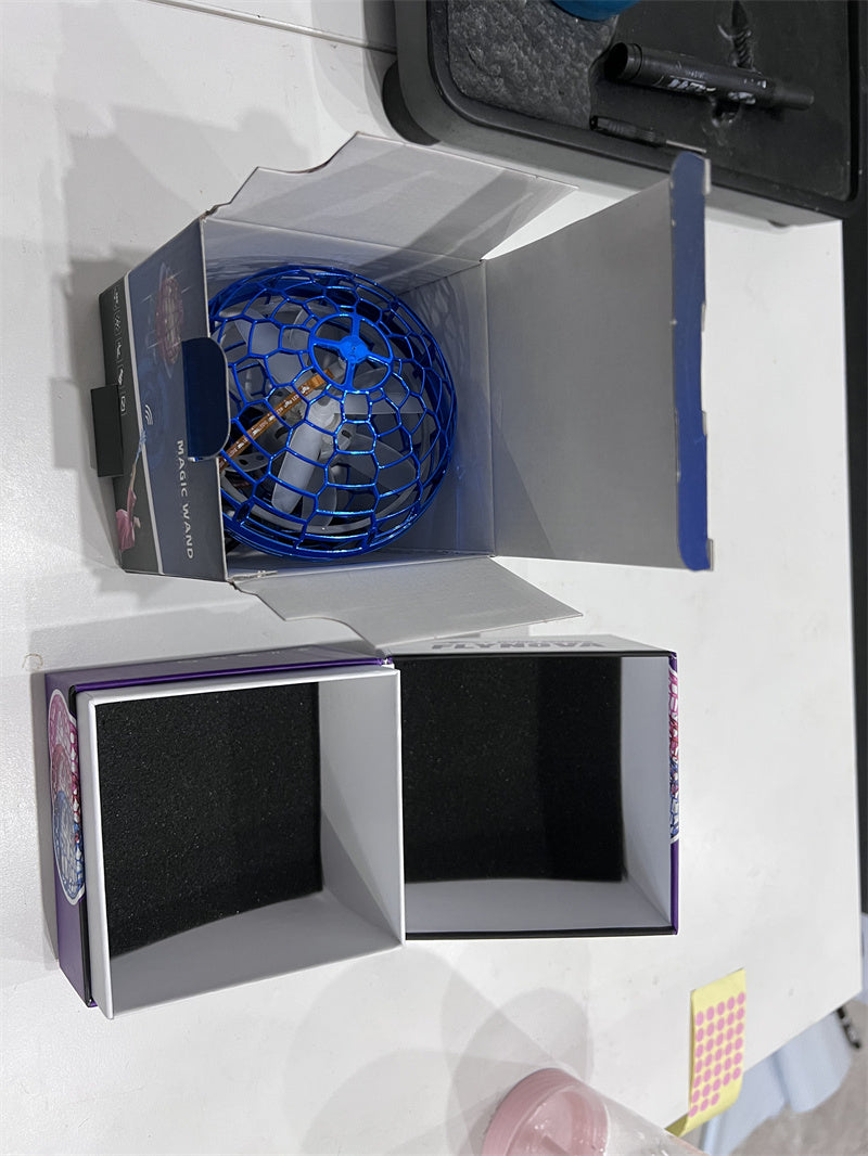 Flynova Pro fliegende Ball Spin Toy Handgesteuertes Drone-Hubschrauber 360 Grad drehendes Mini-UFO mit Licht Kinder Geschenke