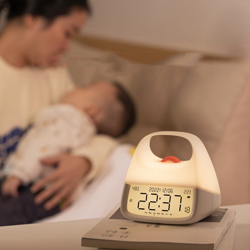 BROOKE Nachtlampe Alarm Clock - Tragbare Alarmuhr mit sanftem LED-Licht | Karnz