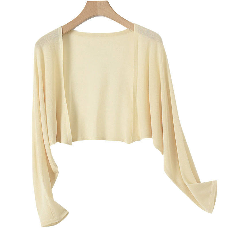 Strickjacke aus Leinenstrick mit Knöpfen