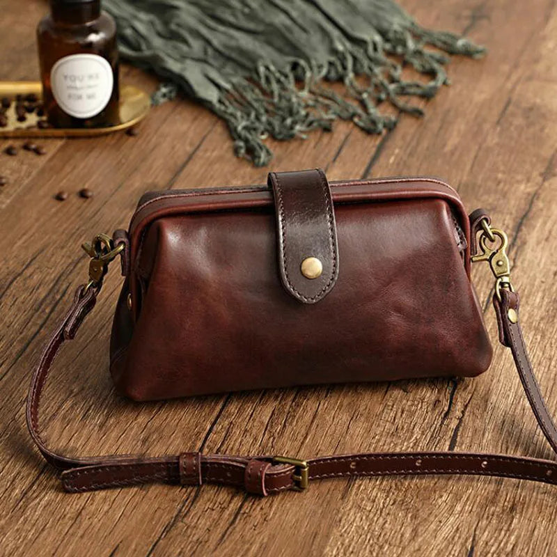 Norvella Schultertasche aus strukturiertem Kunstleder für Damen | Karnz