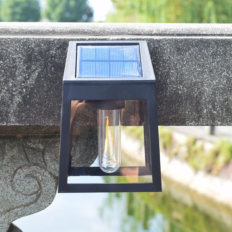 Moderne quadratische Kunststoff-Solar-LED-Außen-Wasserdichte Gartenlandschaft-Wandlampe | Karnz