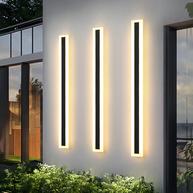 Lange, rechteckige LED-Wandleuchte aus Aluminium und Acryl für den Garten