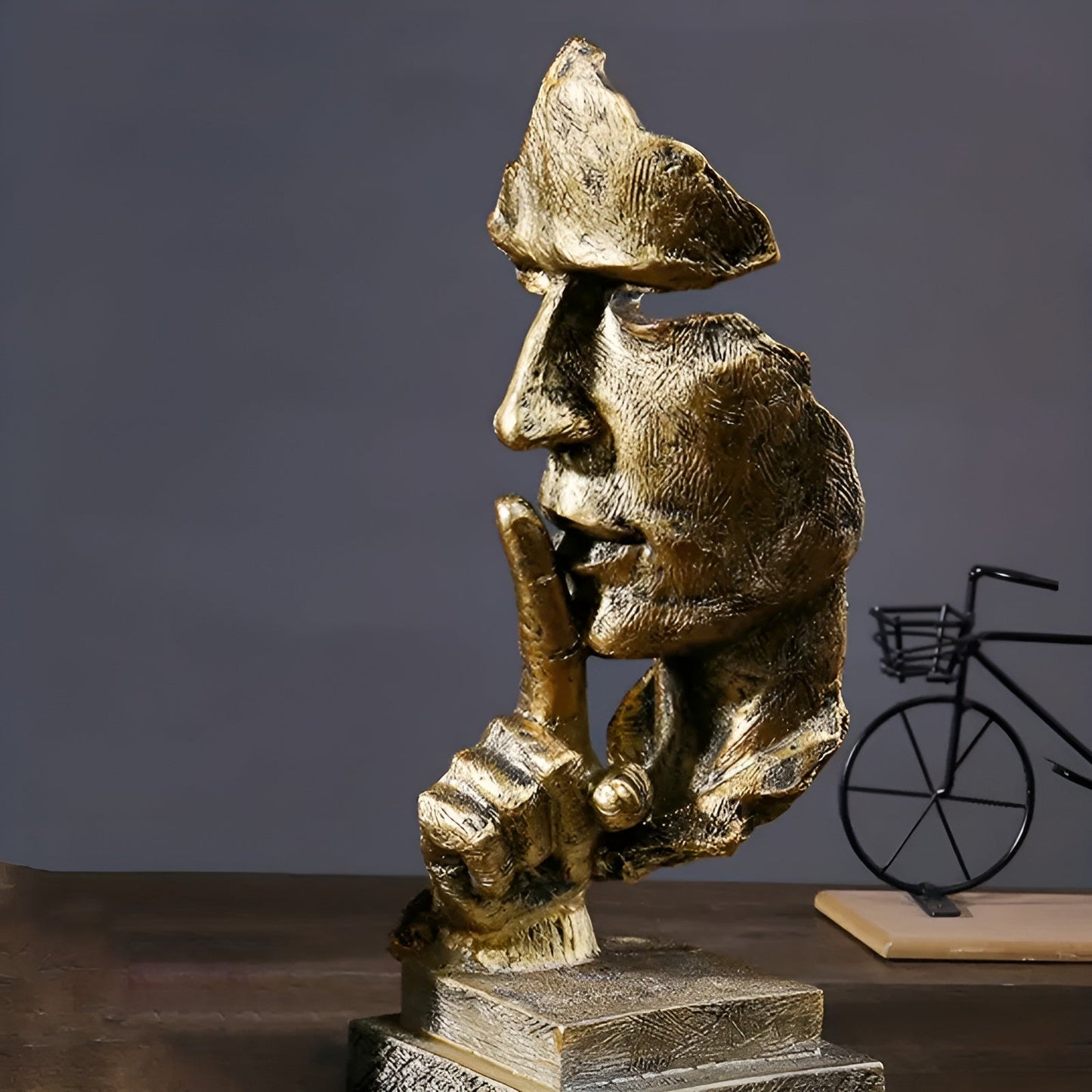 Abstrakte Denker-Skulptur – Moderne Art-déco-Figur aus Kunstharz | Ideal für Wohnzimmer und Büro