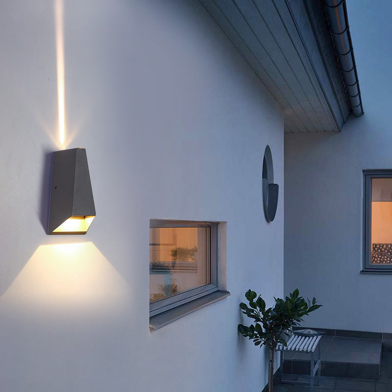Outdoor Moderne Säulen-Geometrie LED Wasserfeste Wandleuchte Lampe | Karnz