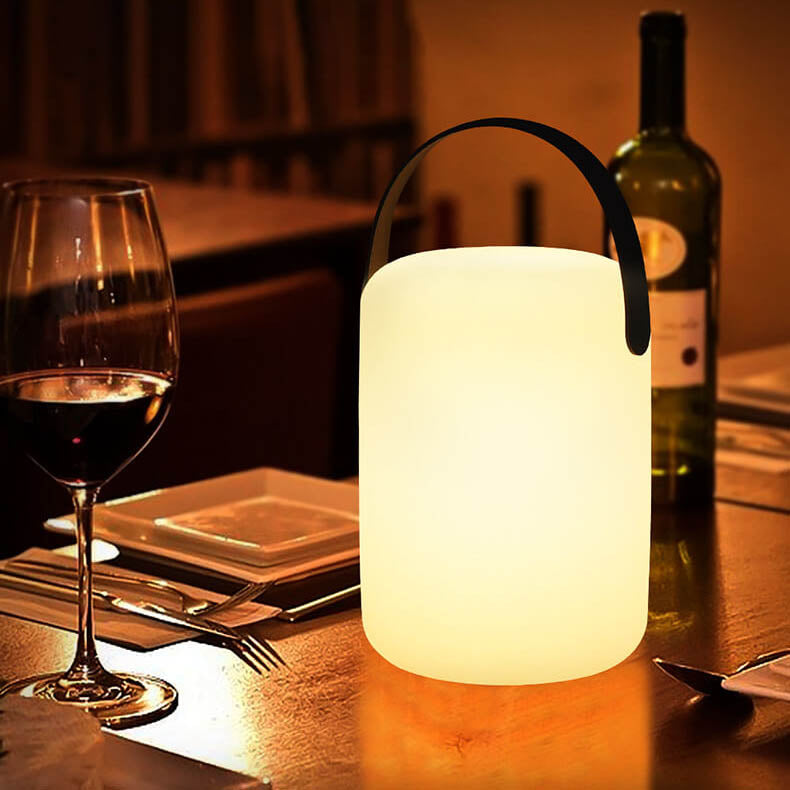 Moderne Einfachheit Kunststoff Runde Square Hand LED Tischlampe Für Outdoor Patio | Karnz