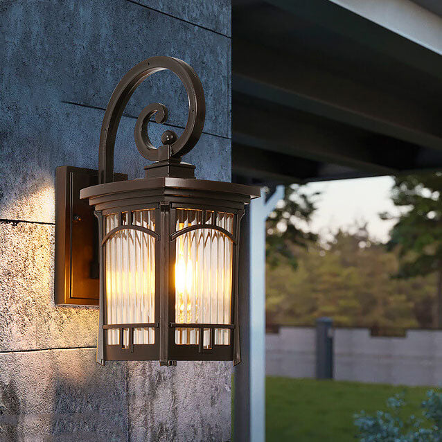 Moderne quadratische Aluminium-Glas-carved 1-Licht Außen wasserdichte Wandlampe | Karnz
