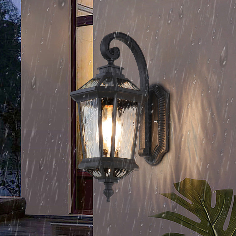 Traditionelle europäische wasserdichte Aluminium-Glas-Oktagon-Zylinder 1-Licht-Wandlampe für den Garten | Karnz