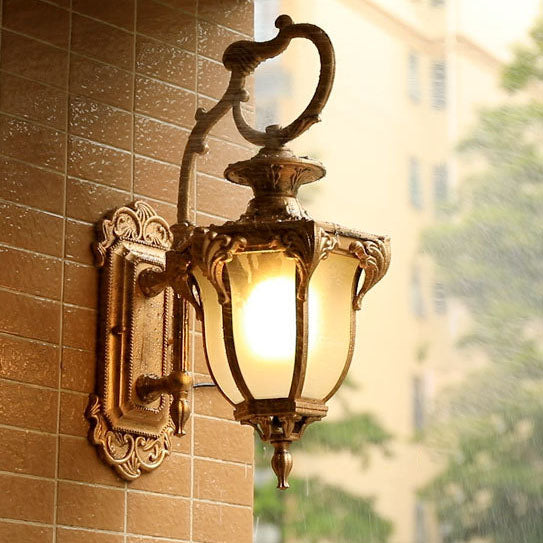 Europäische Retro Aluminium Glas geschnitzte Laterne 1-Licht Außen wasserdichte Wand Sconce Lampe | Karnz