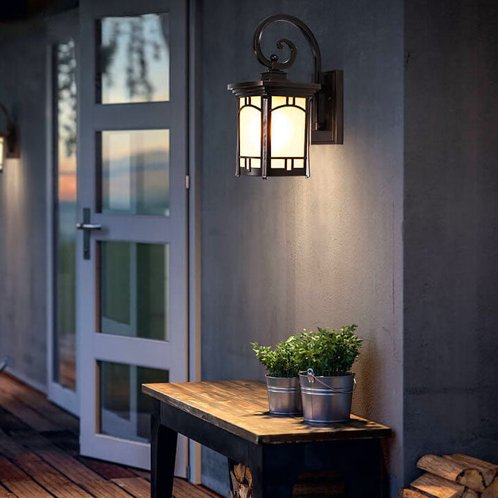 Moderne quadratische Aluminium-Glas-carved 1-Licht Außen wasserdichte Wandlampe | Karnz
