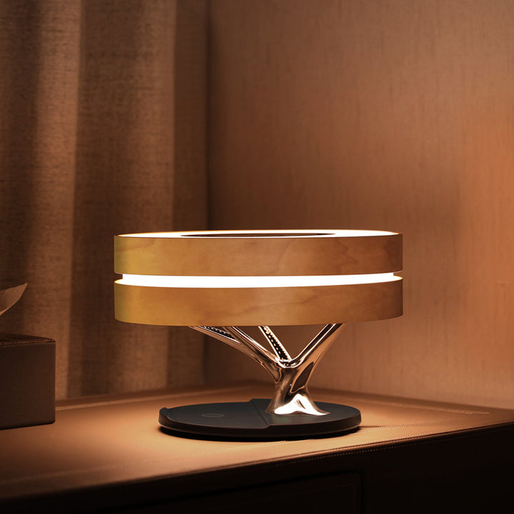 LumeCharge - Minimalistische LED Tischlampe mit kabelloser Ladung | Karnz
