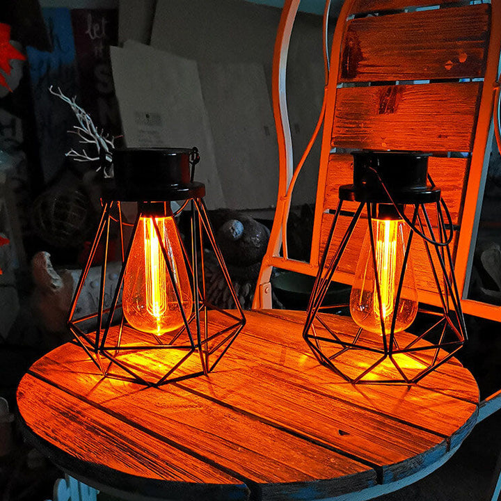Solar Retro Eisen Laterne Geometrie LED Dekorative Außen Landschaft Licht | Karnz