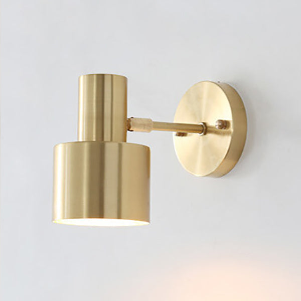 Moderne goldene Wandleuchte – minimalistisches Metalldesign für luxuriöse Interieurs