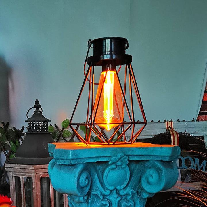 Solar Retro Eisen Laterne Geometrie LED Dekorative Außen Landschaft Licht | Karnz