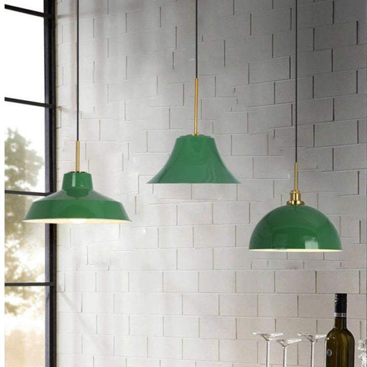 RetroDome Pendelleuchte im Industrie-Vintage-Stil | Grünes Eisenkuppel-Design | Einzelflammig | Rustikale Deckenbeleuchtung