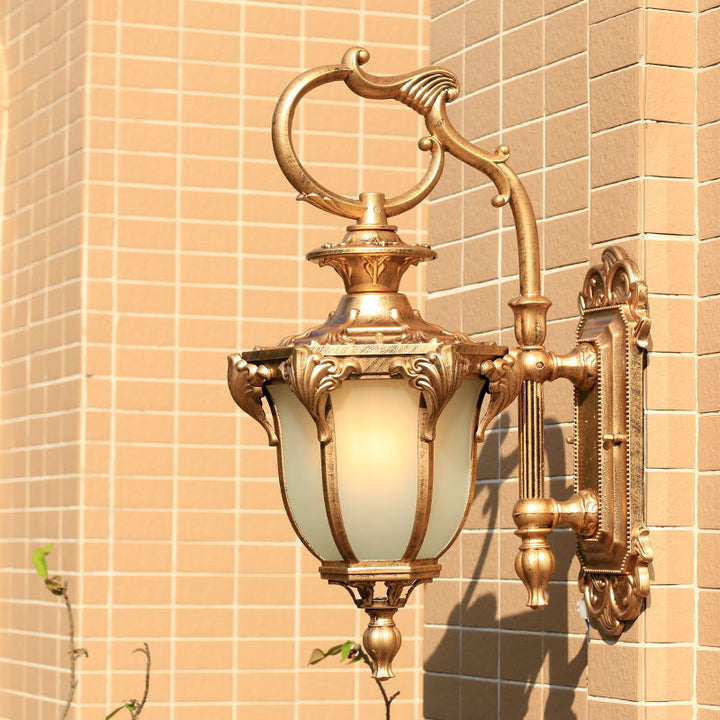 Europäische Retro Aluminium Glas geschnitzte Laterne 1-Licht Außen wasserdichte Wand Sconce Lampe | Karnz