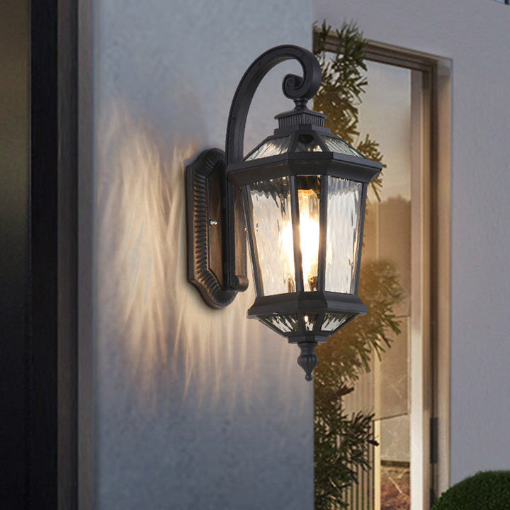 Traditionelle europäische wasserdichte Aluminium-Glas-Oktagon-Zylinder 1-Licht-Wandlampe für den Garten | Karnz