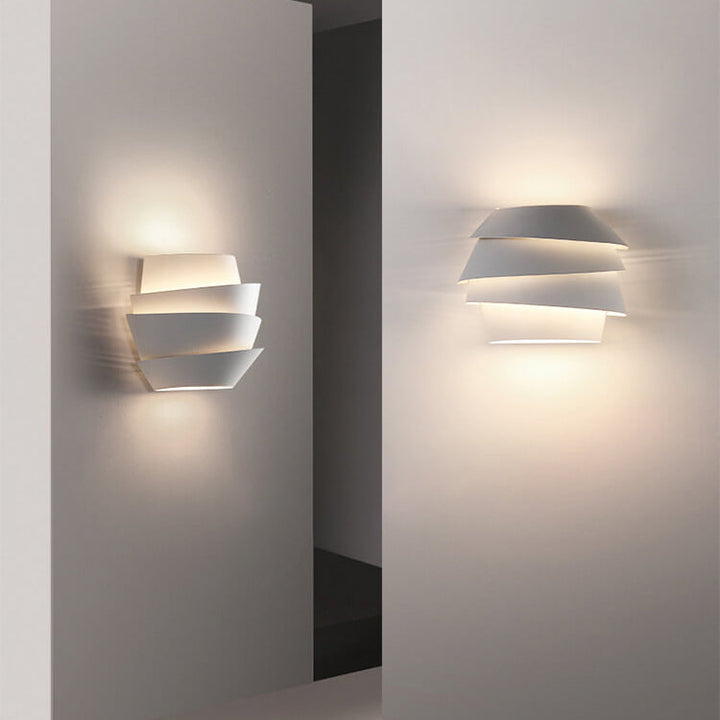 Skandinavische Wandlampe mit doppelten Lichtpunkten - NordGlow | Karnz