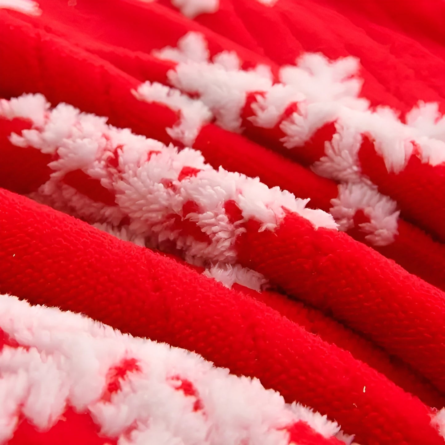 Weiche Fleece-Decke mit Schneeflockenmuster – Kuschelig & wärmend | Ideal für Sofa und Bett | Karnz