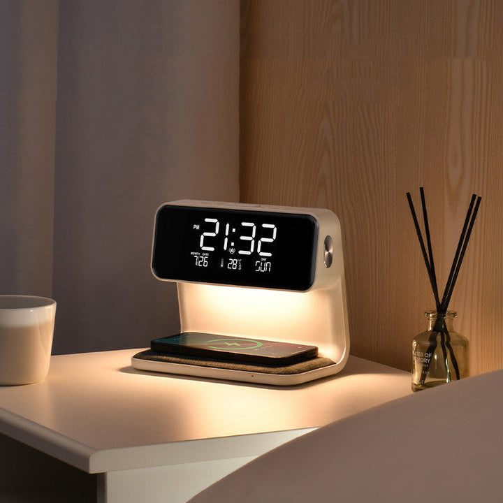 3-in-1 Nachttischlampe Ladegerät Uhr | Karnz