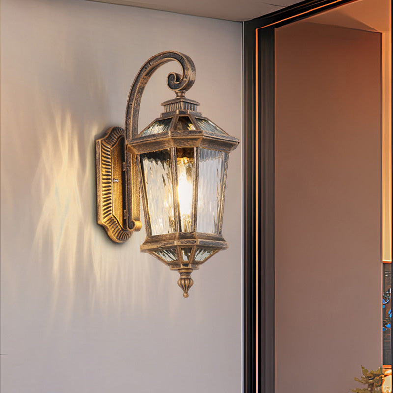 Traditionelle europäische wasserdichte Aluminium-Glas-Oktagon-Zylinder 1-Licht-Wandlampe für den Garten | Karnz