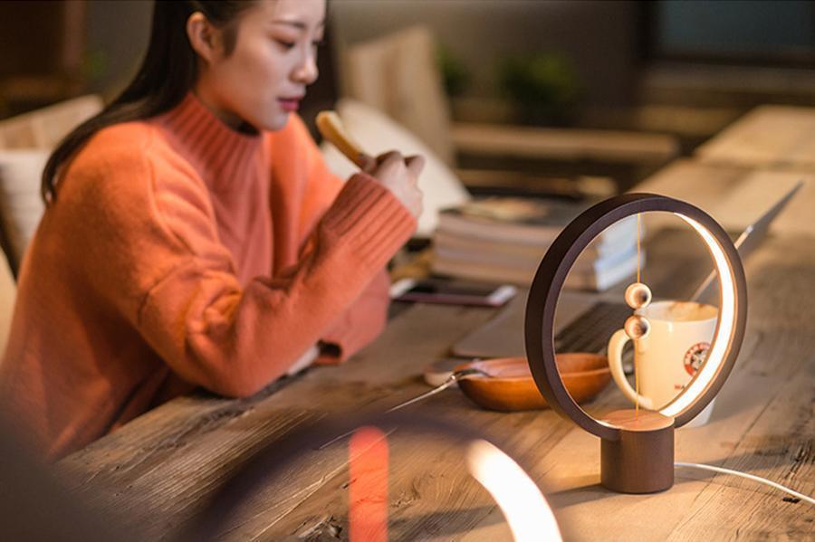 Tao - Moderne Nordische Magnetische Balance LED Lampe | Karnz