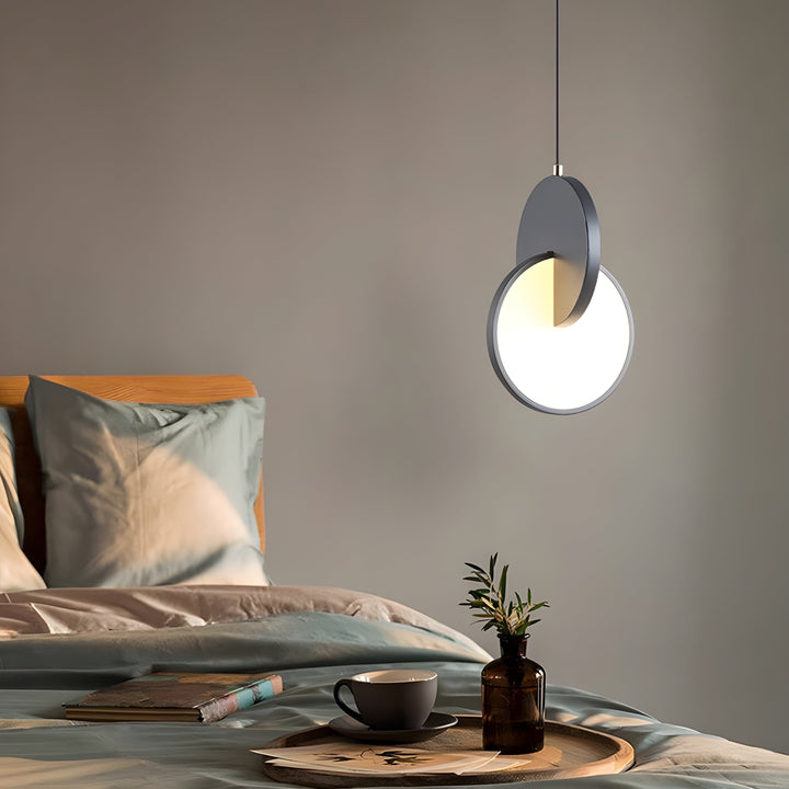 Moderne skandinavische LED-Pendelleuchte mit rundem Rahmen und warmem Glühen Karnz