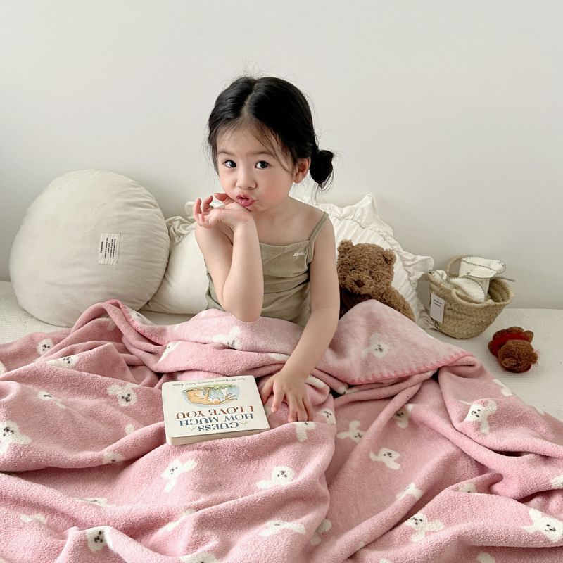 Kuschelige Kinder-Wohndecke mit Cartoon-Motiv, verschiedene Größen