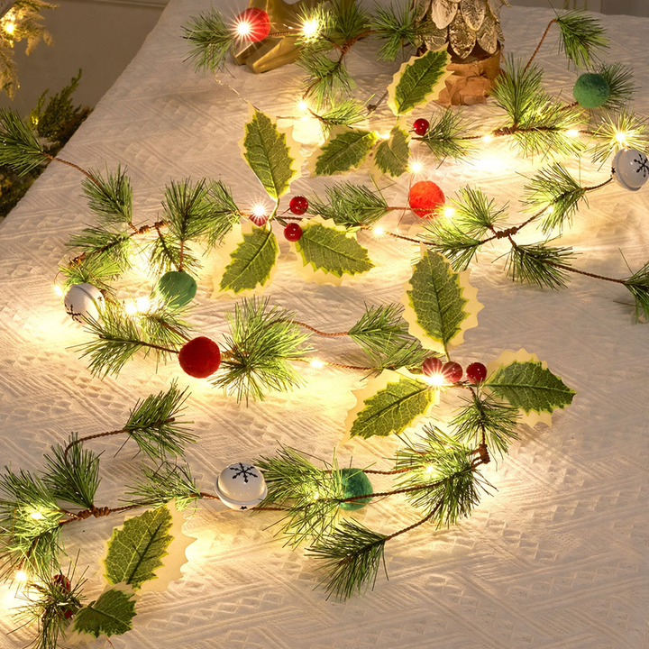 LED-Lichterkette mit Tannenzapfen-Design