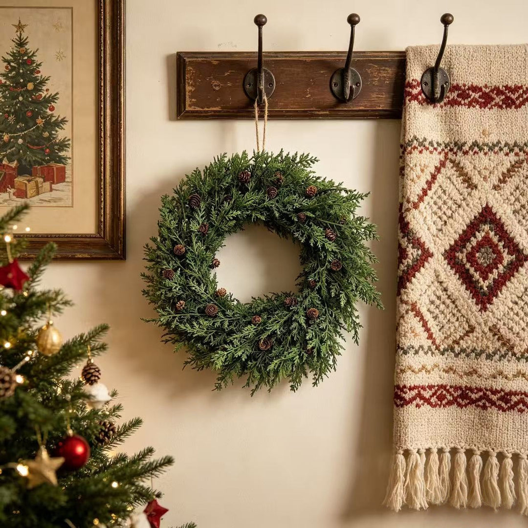 Weihnachtskranz mit Tannenzapfen, 60 cm