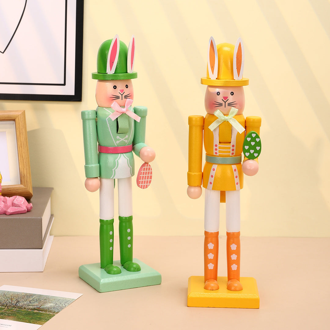 Dekorative Oster-Nussknacker-Figur aus Holz