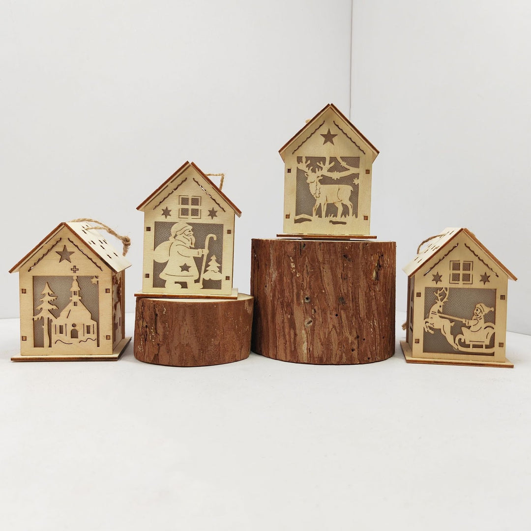Dekoratives Holzhaus für die Weihnachtszeit