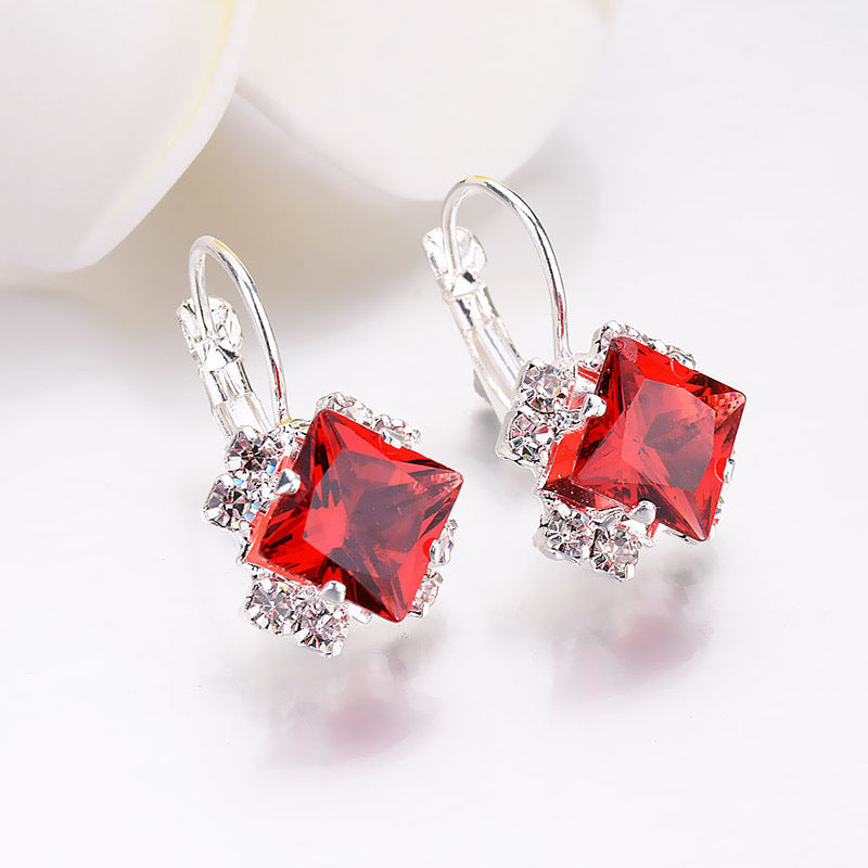Elegante von Vintage inspirierte Tropfenohrringe Karnz
