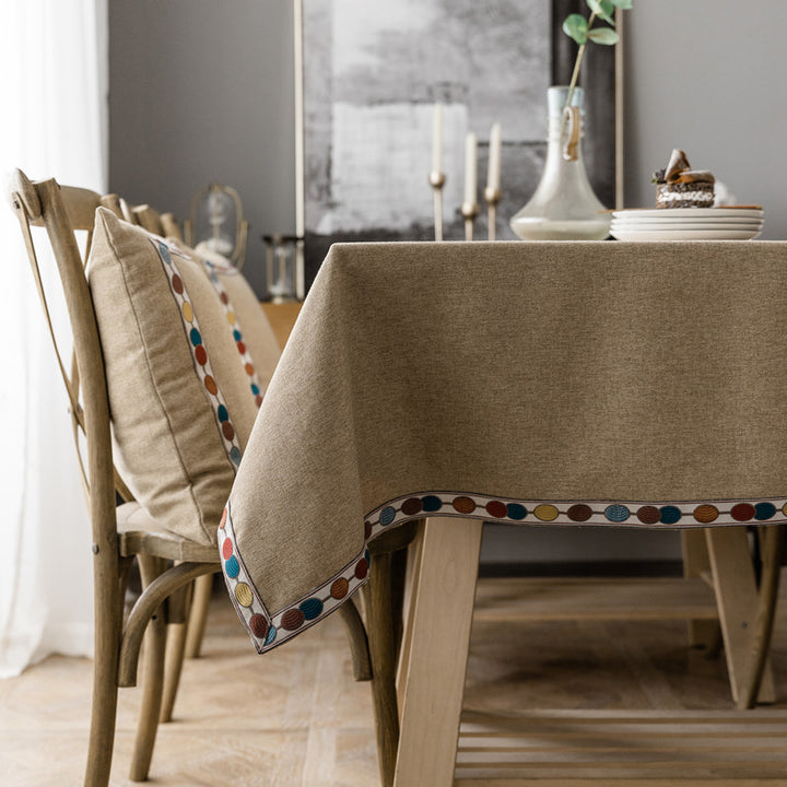 Moderne dekorative Tischdecke