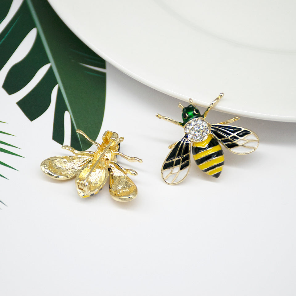 Dekorative von Bienen inspirierte Brosche Karnz