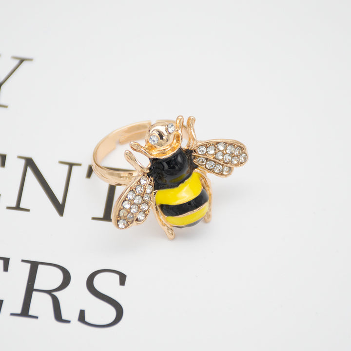 Dekorativer von Bienen inspirierter Statet Ring Karnz