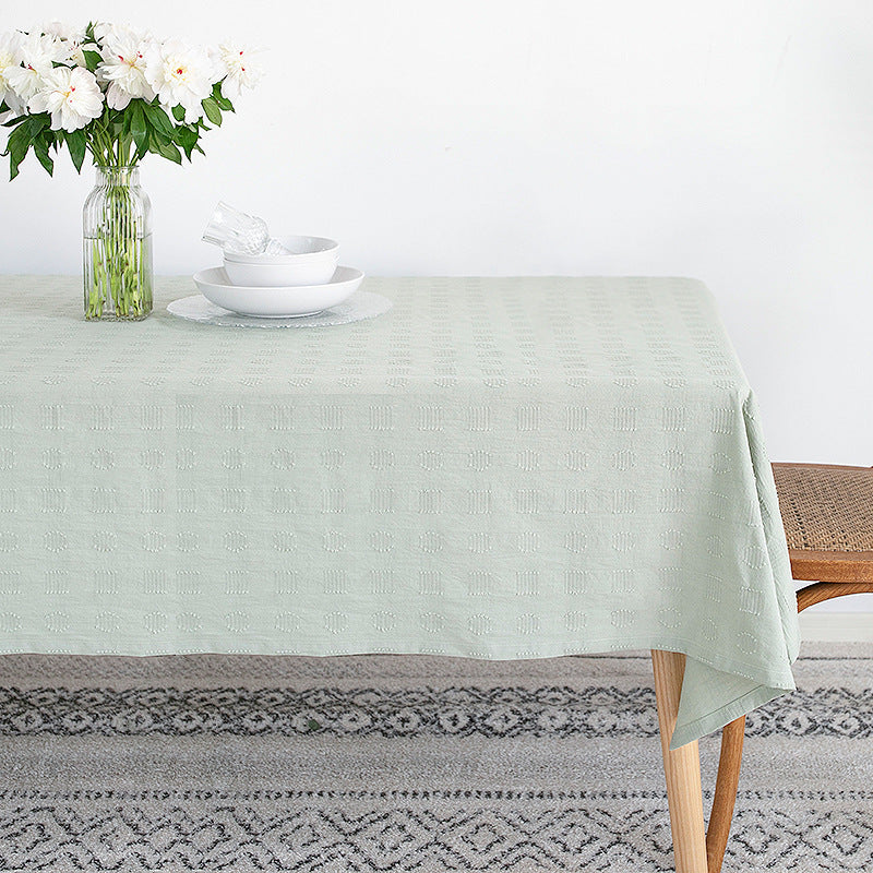 Tischdecke aus Baumwollmix mit geprägtem Quadrat‑ und Kreisrelief Karnz