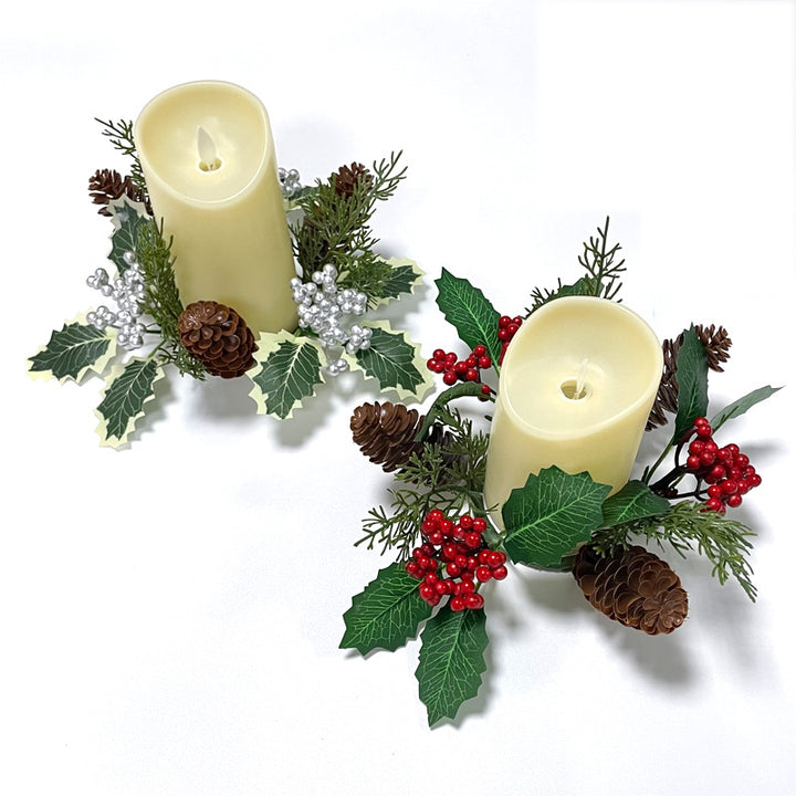 Weihnachtliche Kerzenkranz-Dekoration mit Beeren