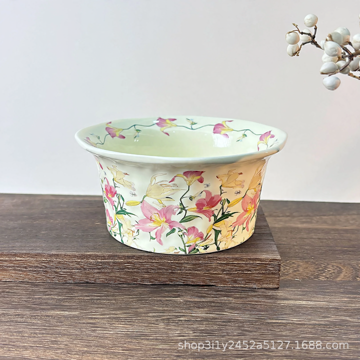 Keramikschale mit Blumenmotiv, 13-14 cm, elegant