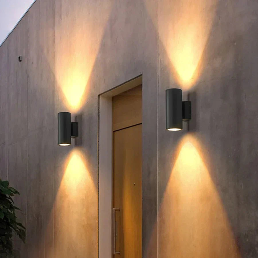 Aluminium Außenwandlampe mit LED - Modernes Licht für Garten und Terrasse | Karnz