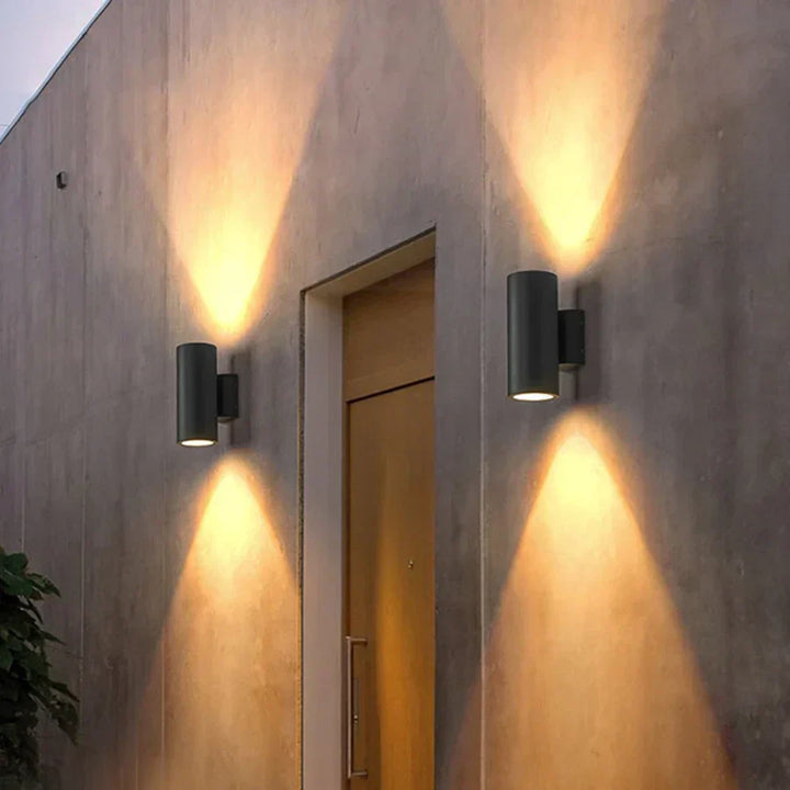 Aluminium Außenwandlampe mit LED - Modernes Licht für Garten und Terrasse | Karnz