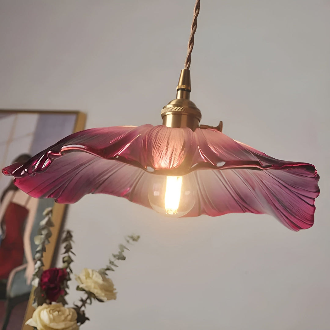 Hängelampe mit Blumenmotiv – Warmes Licht & stilvolles Design | Für Ihr Zuhause
